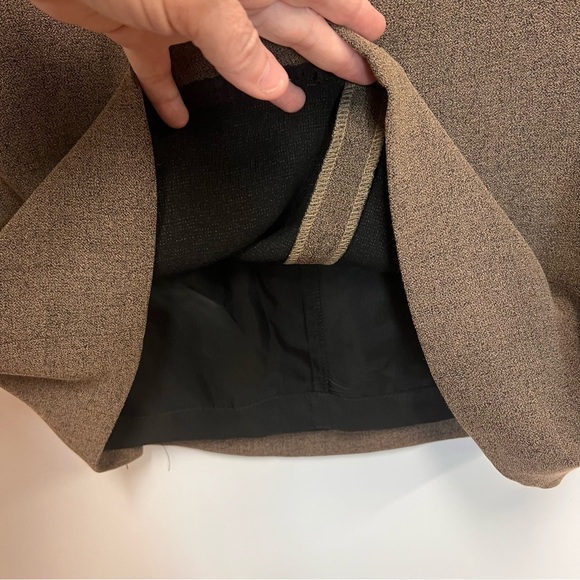 NWT Garfield & Marks Khaki Pencil Skirt with back slit size 8 - Picture 5 of 13